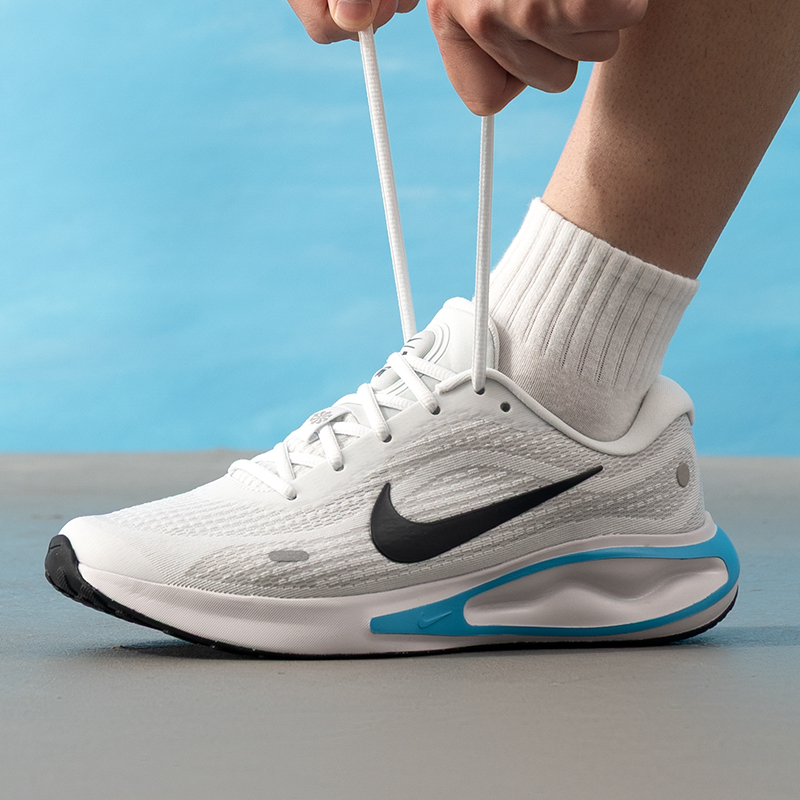 Scarpe Nike da Uomo Originali  - Lightweight Road Running Shoes recensione e prezzo