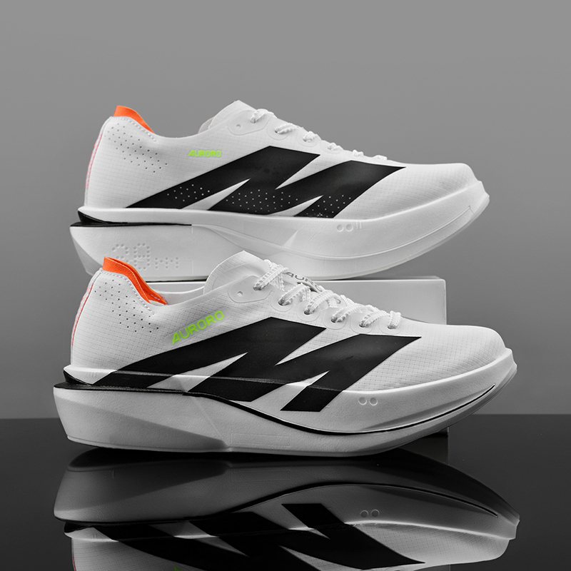 Scarpe da Corsa Sportive da Uo - Carbon Plate Marathon Racing Shoes recensione e prezzo